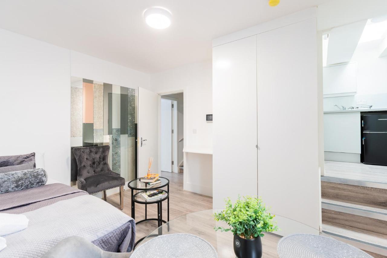 Stylish Studio Near Kensal Green لندن المظهر الخارجي الصورة