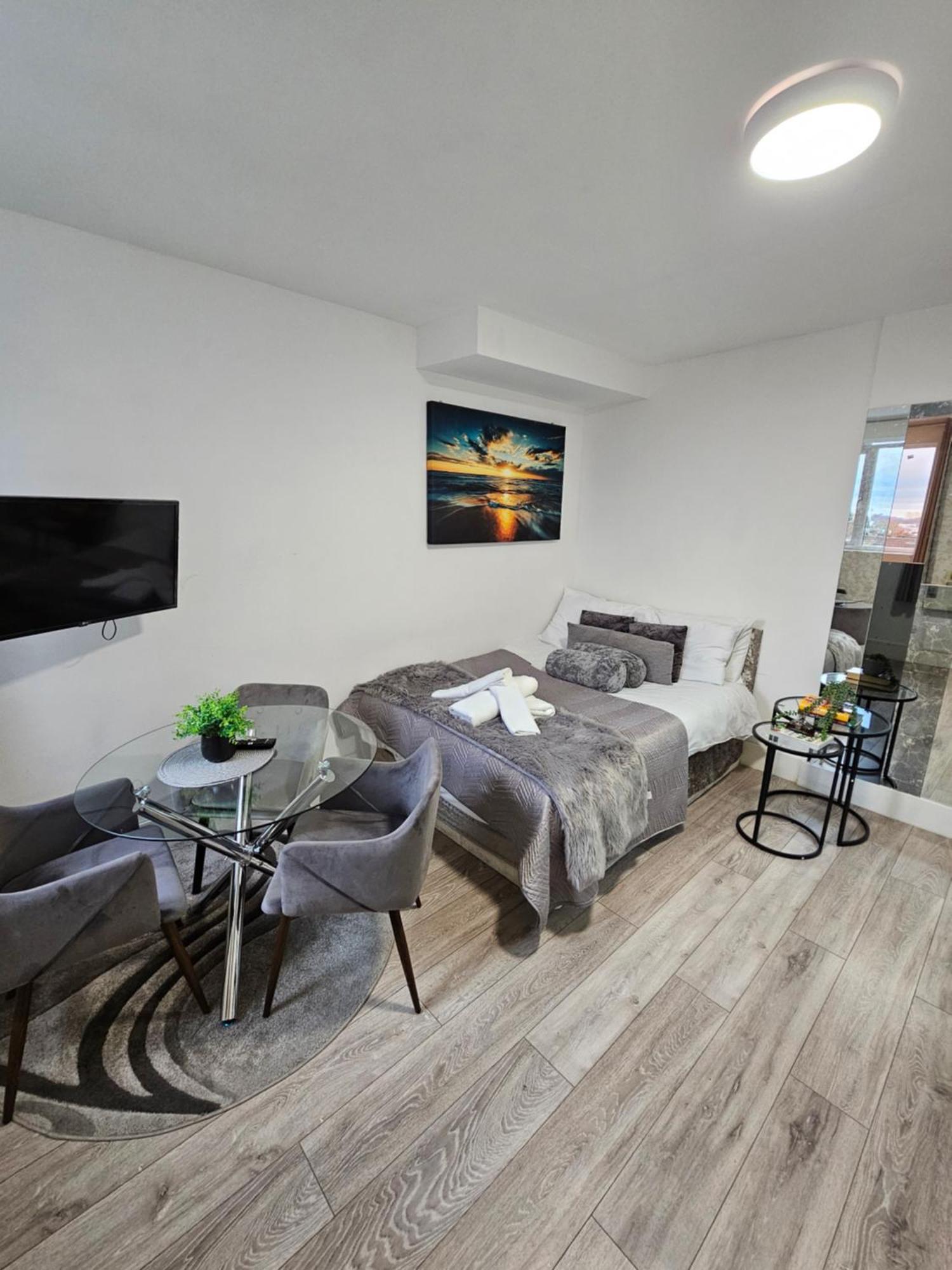 Stylish Studio Near Kensal Green لندن المظهر الخارجي الصورة