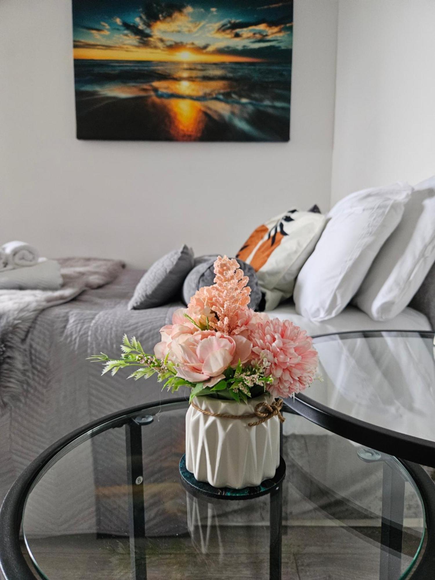 Stylish Studio Near Kensal Green لندن المظهر الخارجي الصورة